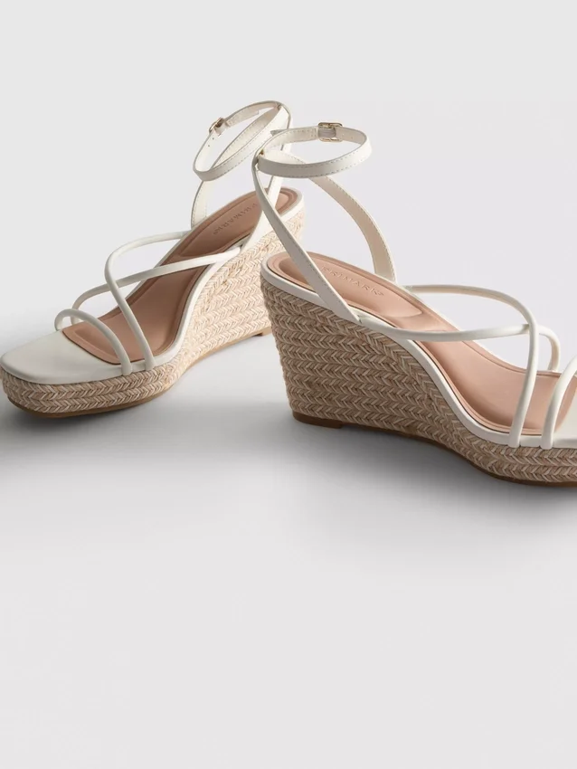 Espadriller med remmer og kilehæl