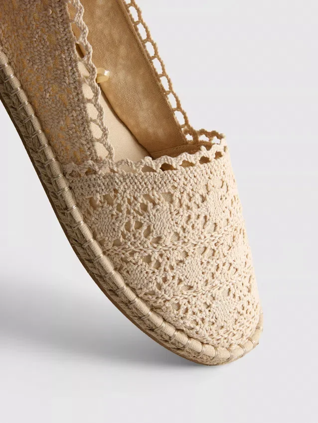 Espadriller med snøring