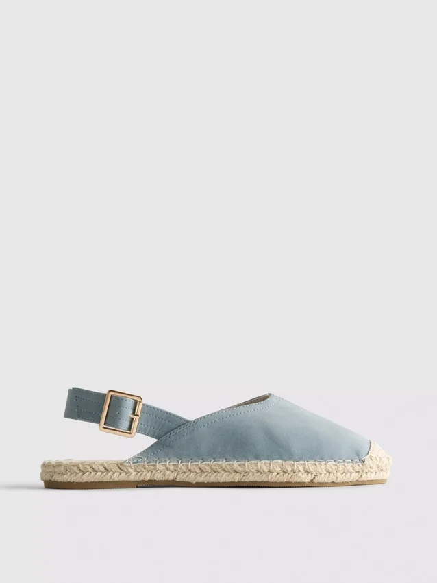 Espadrillesandaler med spenne bak