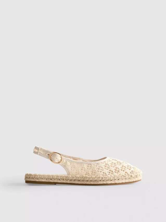 Espadrillesandaler med spenne bak