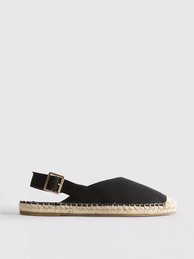 Espadrillesandaler med spenne bak
