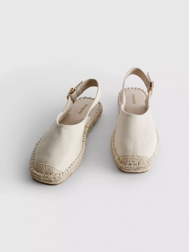 Espadrillesandaler med spenne bak