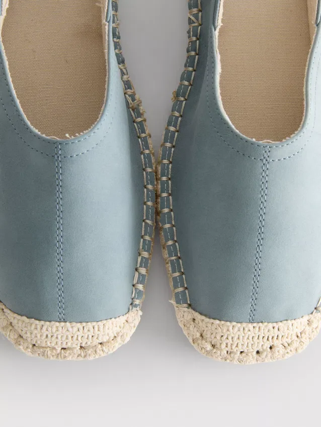 Espadrillesandaler med spenne bak