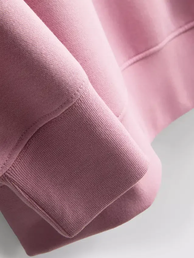 Essential-genser med rund hals