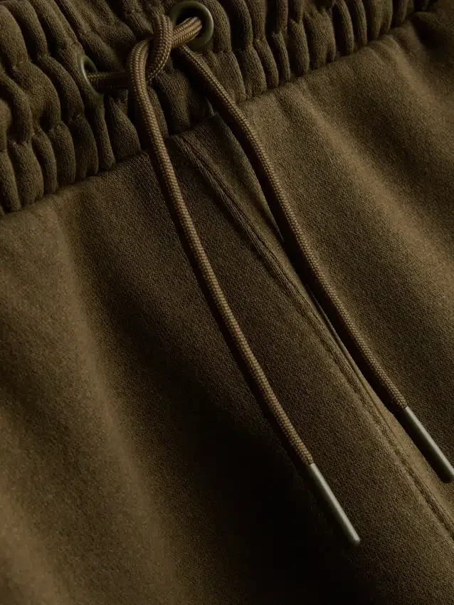 Essential joggebukser med mansjetter og snøring