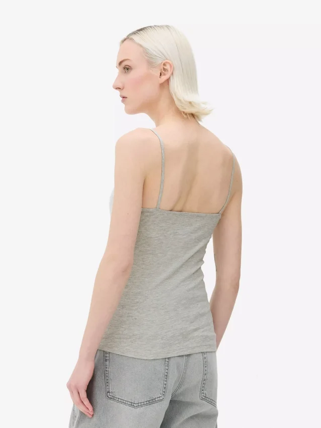 Essential stretch-cami