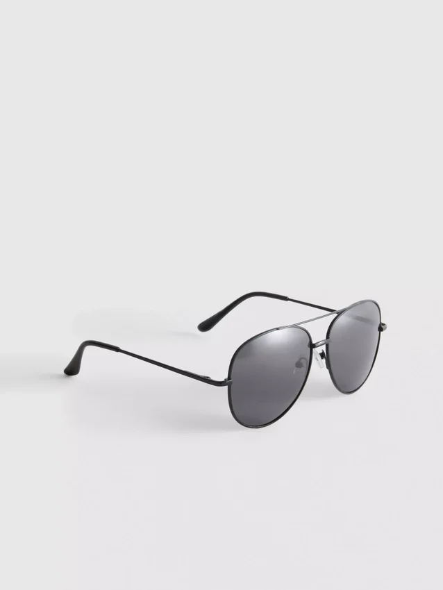 Fargede aviator-solbriller