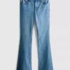 Flared-jeans i bomullsdenim med middels høy midje