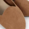 Flate sko i imitert semsket skinn