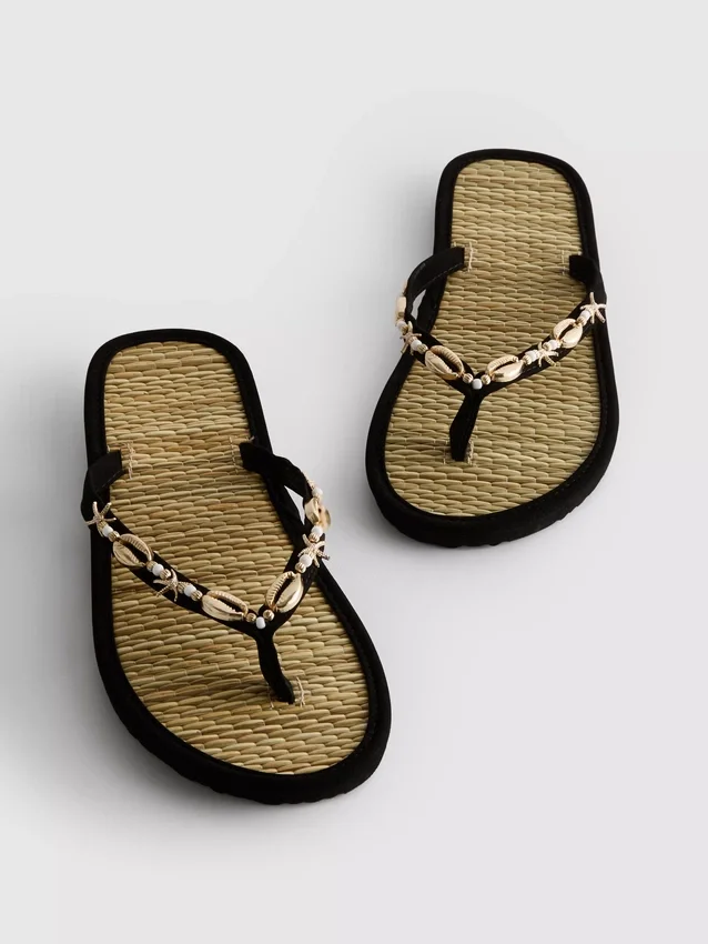 Flip-flops med sjøgress-effekt