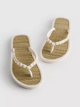 Flip-flops med sjøgress-effekt