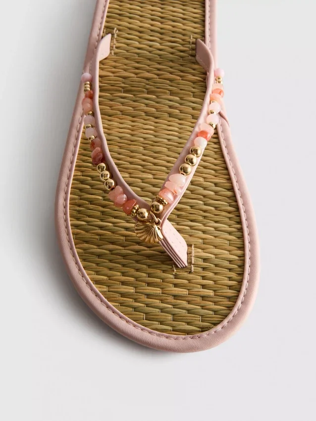 Flip-flops med sjøgress-effekt