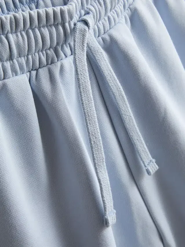 Fritidsshorts med høy bomullsandel i avslappet NYC-stil