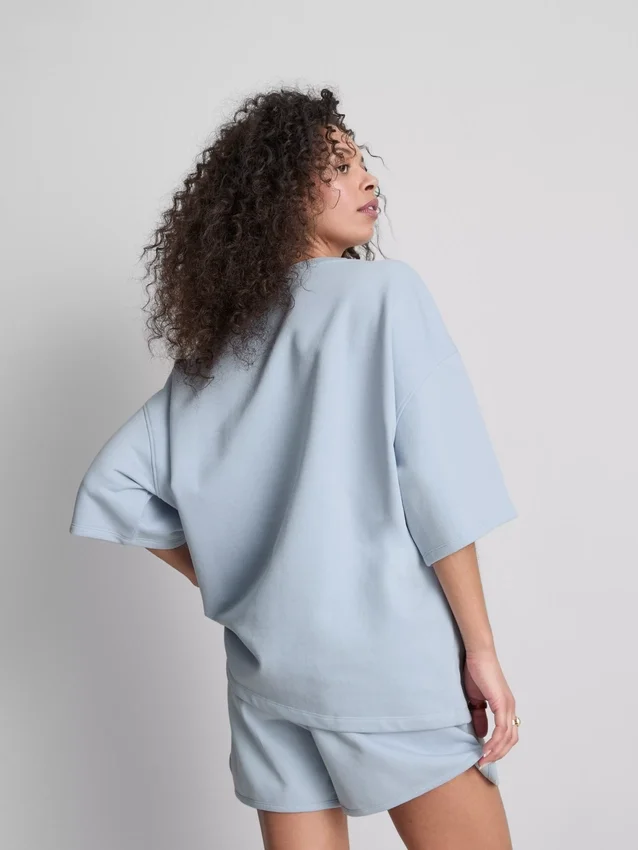 Gensere med drop-ermer i bomullsrik NYC-stil