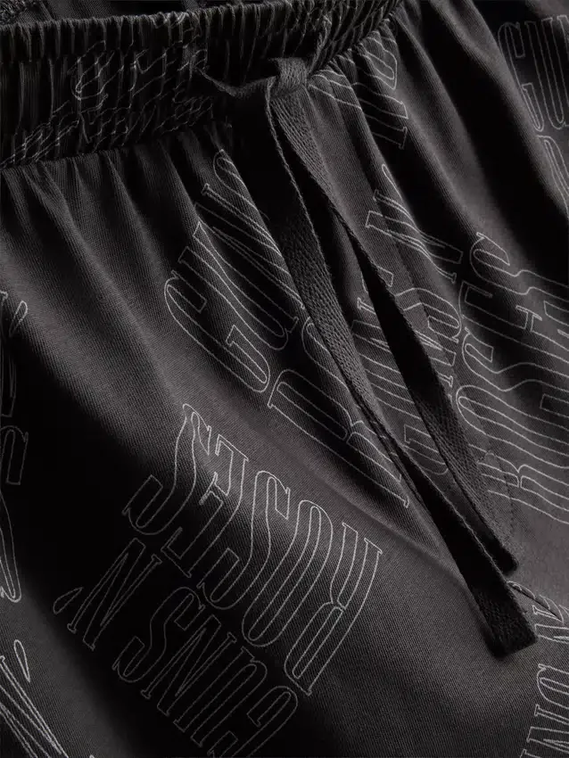 Guns N' Roses kort pysjamassett