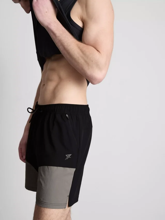Gymshorts med fargeblokker