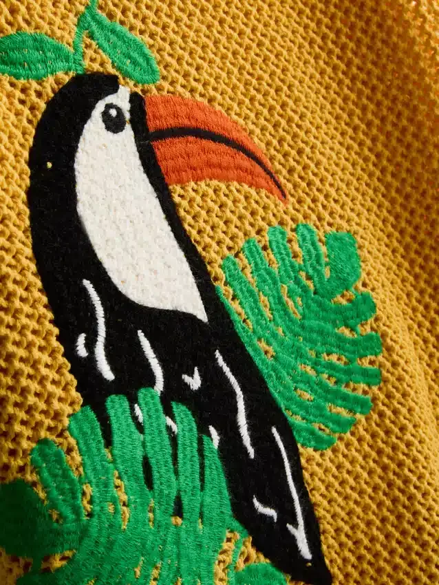 Heklet, brodert strandminikjole