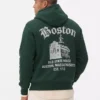 Hettegenser med Boston-motiv