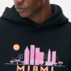 Hettegenser med Miami-skyline