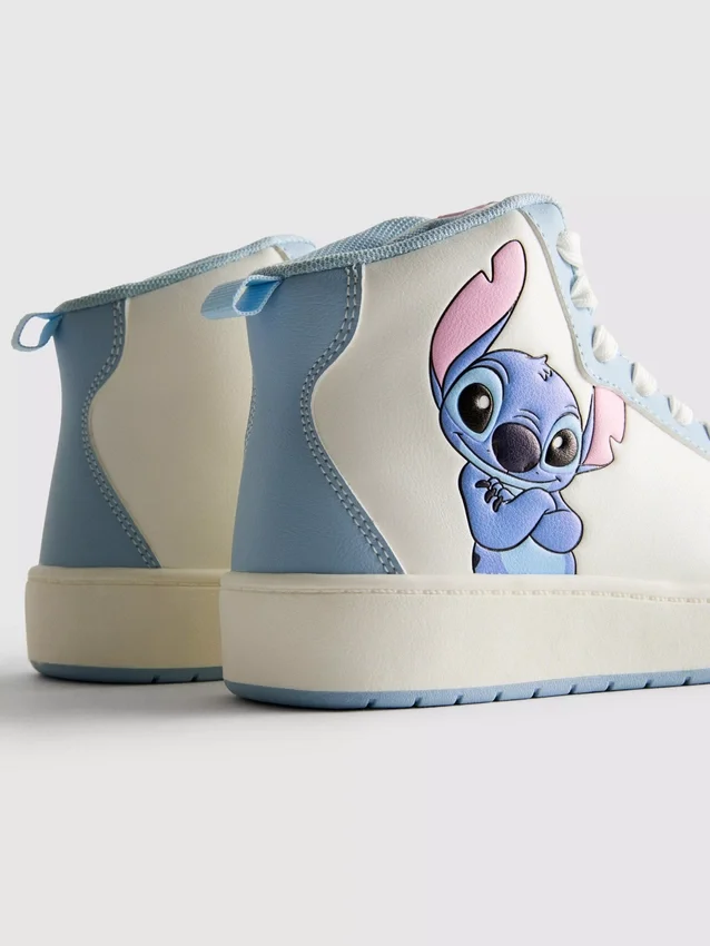Høye Disney’s Stitch-sneakers