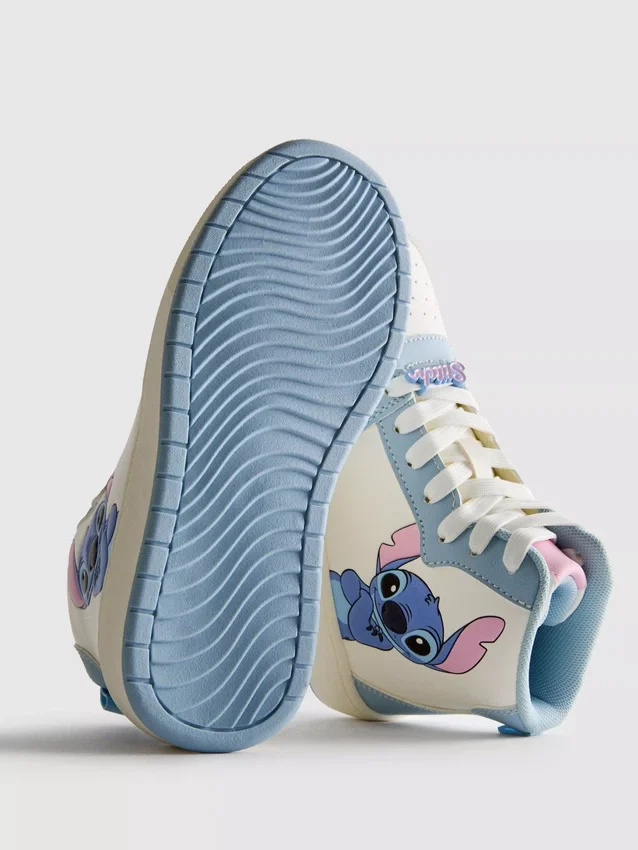 Høye Disney’s Stitch-sneakers