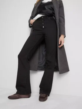 Jeans i bomull med middels høy midje og bootcut-passform