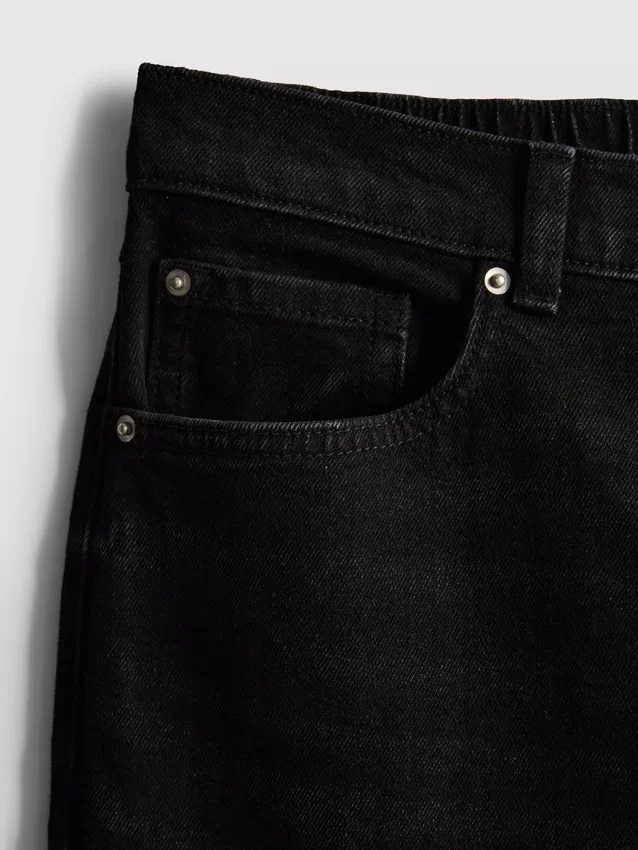 Jeans i bomullsdenim med høy midje og smalere ben