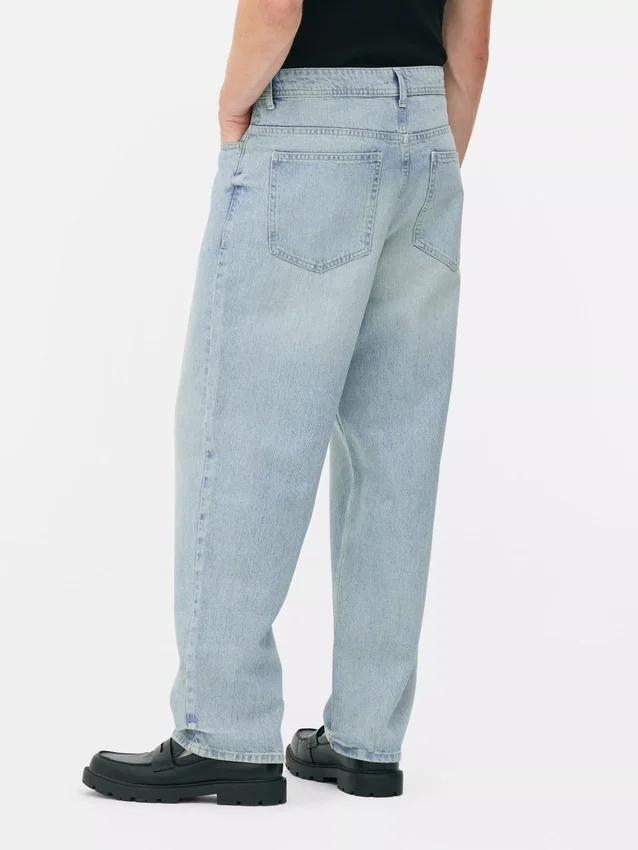 Jeans med høy midje og avslappet passform