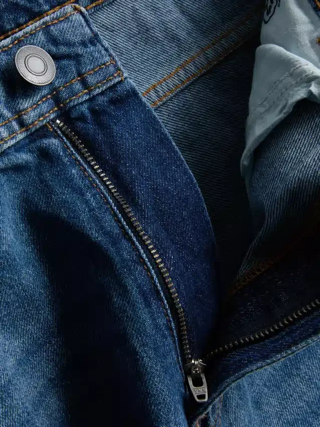 Jeans med høy midje og avslappet passform