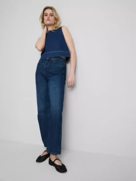 Jeans med høy midje og rette ben