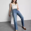 Jeans med høy midje og rette ben