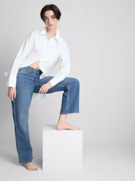 Jeans med høy midje og rette ben