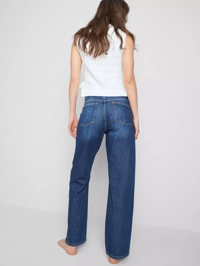 Jeans med høy midje og rette ben