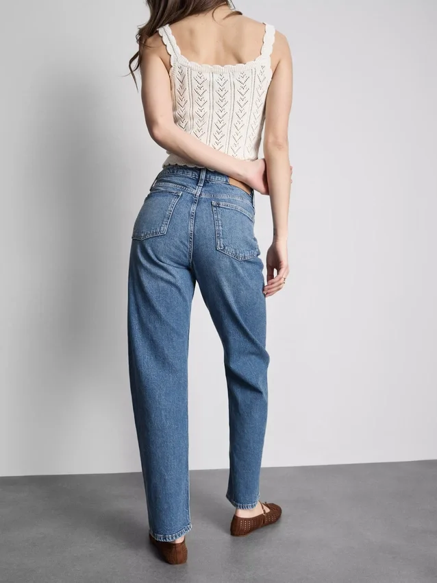 Jeans med høy midje og rette ben