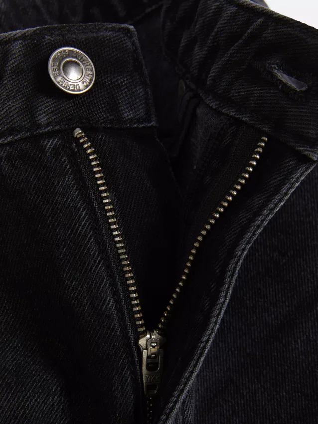 Jeans med høy midje og rette ben