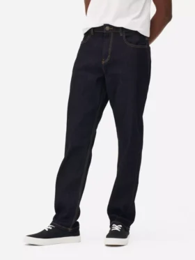 Jeans med middels høy midje og rett ben