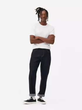 Jeans med middels høy midje og rett ben
