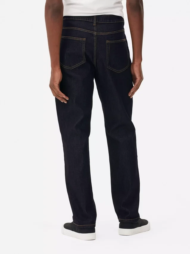 Jeans med middels høy midje og rett ben