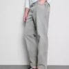 Jeans med middels høy midje og rette ben