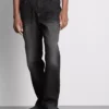 Jeans med middels høy midje og rette ben