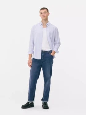 Jeans med middels høy midje og rette ben