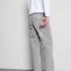 Jeans med middels høy midje og rette ben
