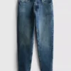 Jeans med middels høy midje og smal passform