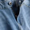 Jeans med middels høy midje og smal passform