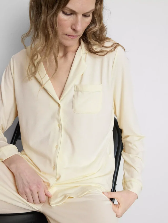 Jersey-pysjamaser i boyfriend-stil