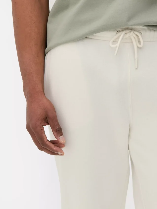 Joggebukser med snøring og mansjetter