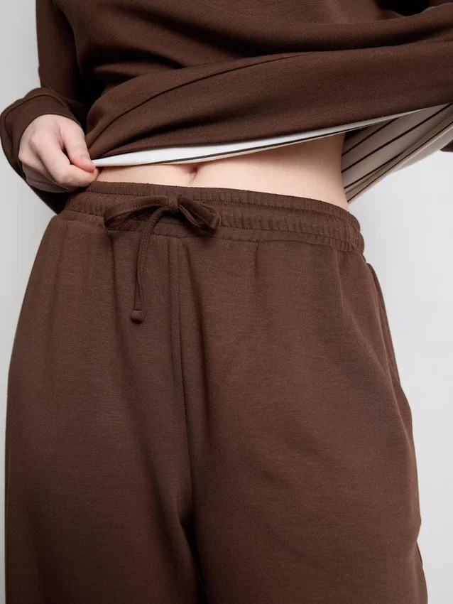 Joggebukser med vide ben