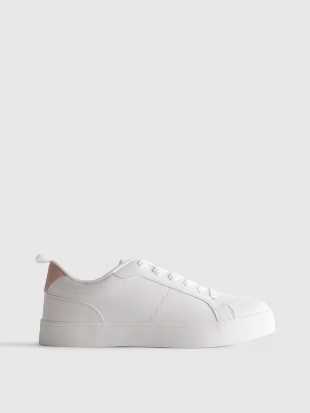 Klassiske sneakers med lavt skaft