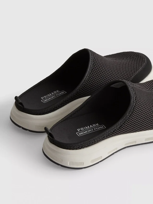 Komfortable mules med minneskum