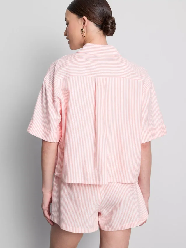 Kort, boksformet oxfordshorts med korte ermer